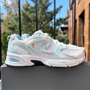 New Balance 530 Sneaker Shoes in Metallic White Blue Haze Womens 8.5